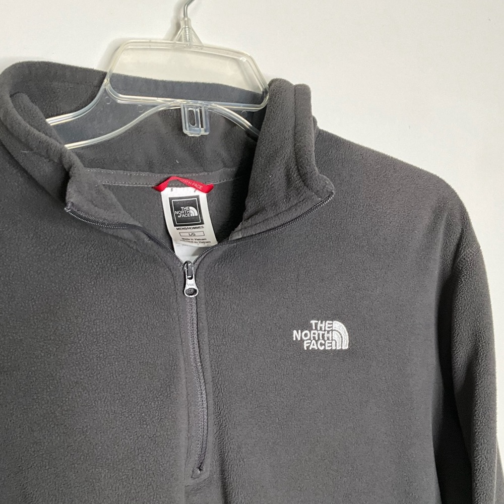 Men’s Large Gray North face Quarter Zip Jacket